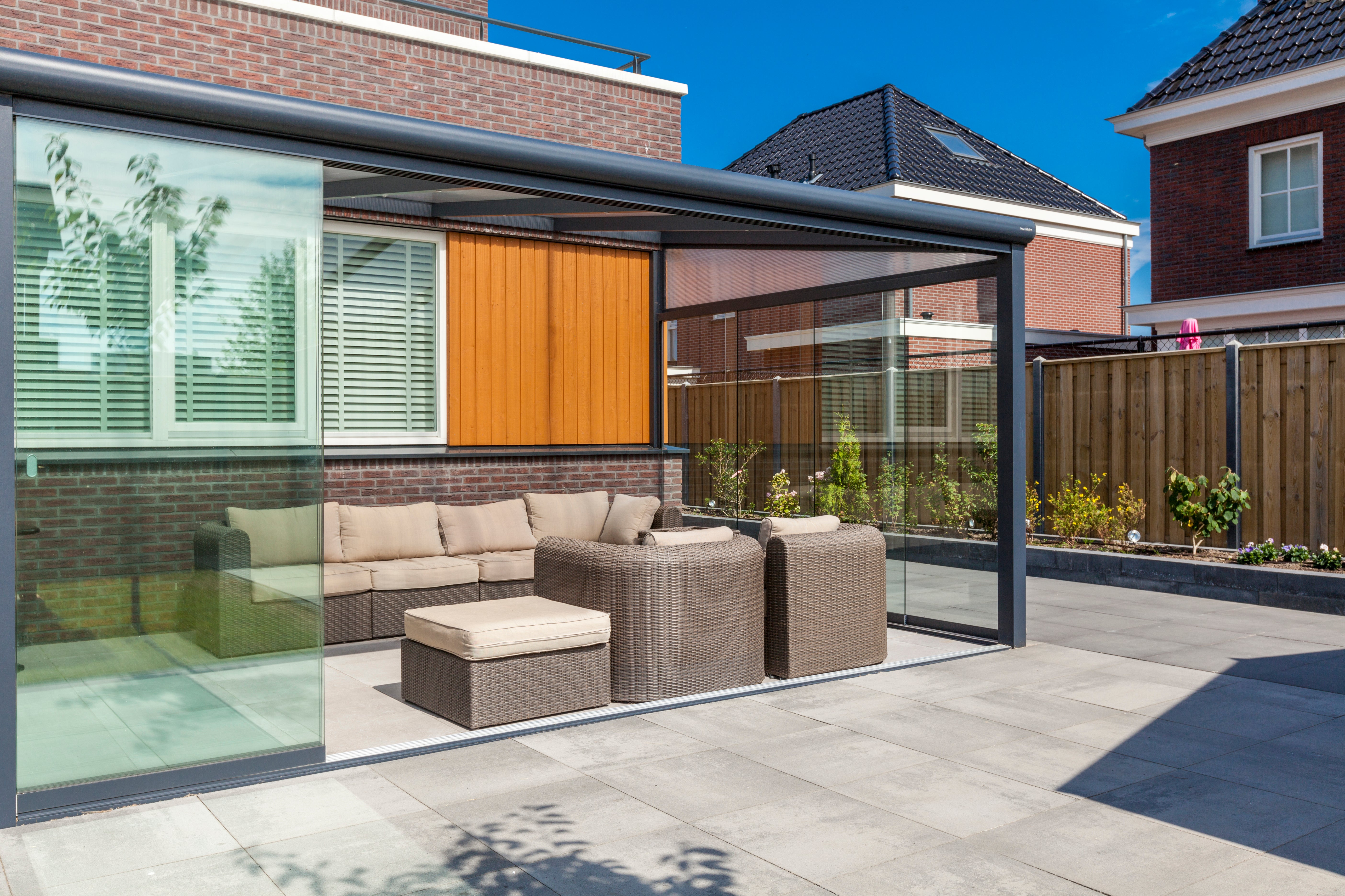 Essential Veranda